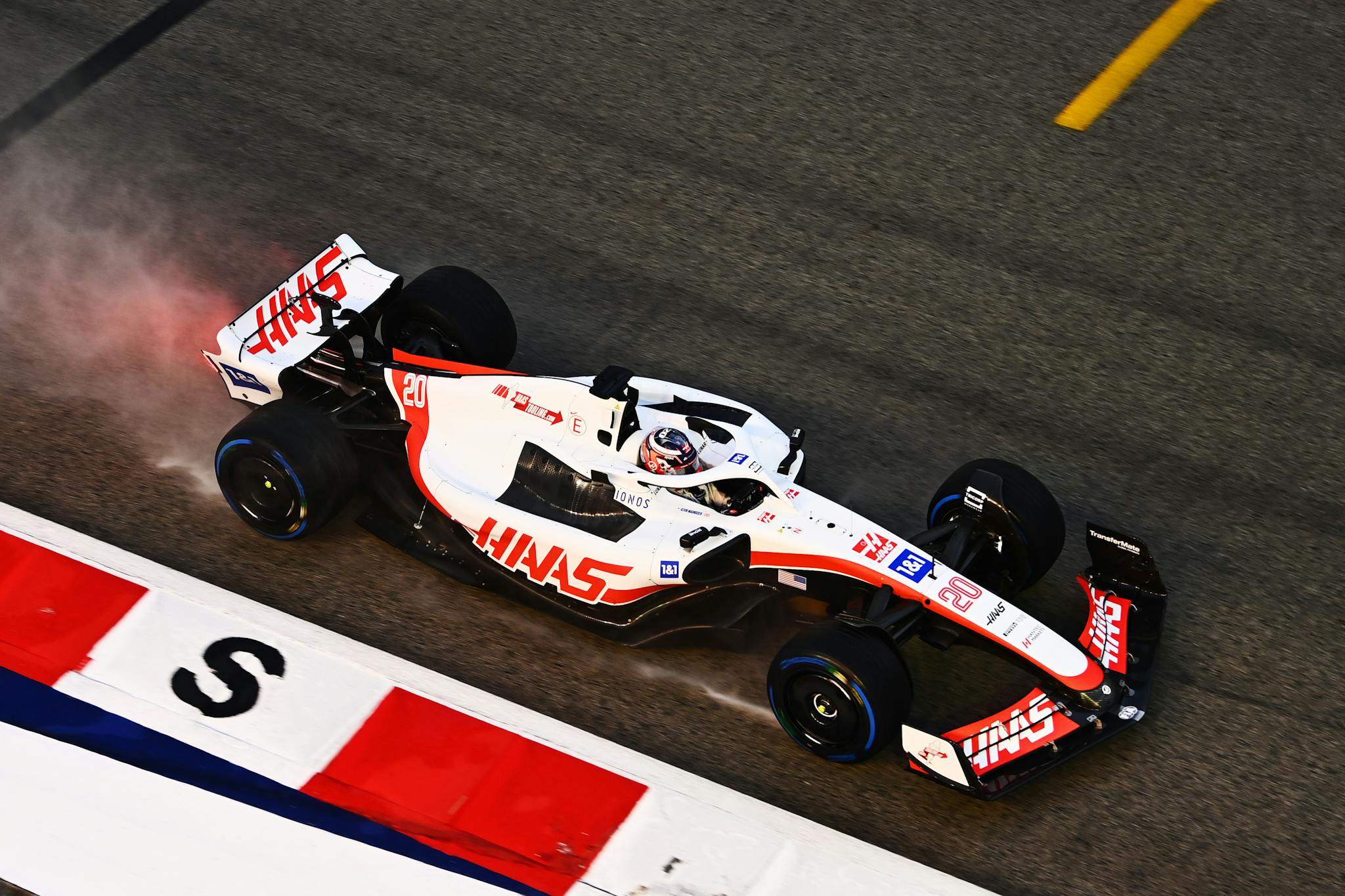 Haas znalazł sponsora tytularnego, McLaren nawiązał przyszłościową współpracę