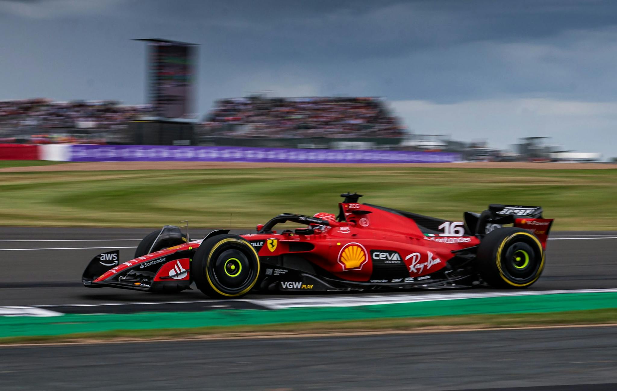Awaria Leclerca z piątku zepsuła wyścig Ferrari