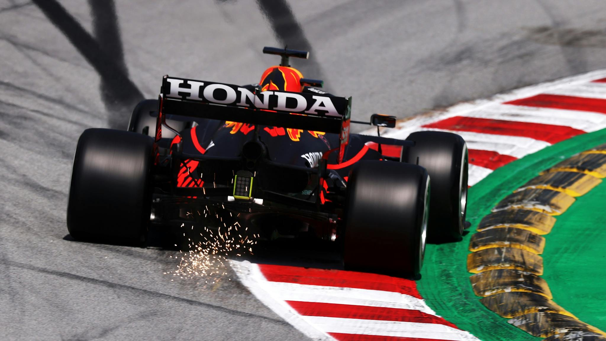 FIA zaostrzy testy skrzydeł, o których mówił Hamilton