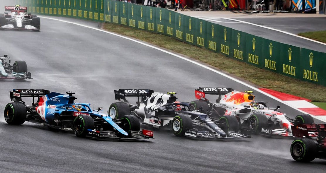 FIA zmieniła uzasadnienie kolizji Gasly'ego z Alonso 