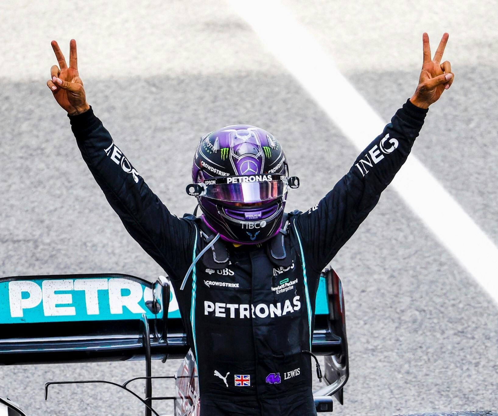 Hamilton twierdzi, że poznał styl jazdy Verstappena