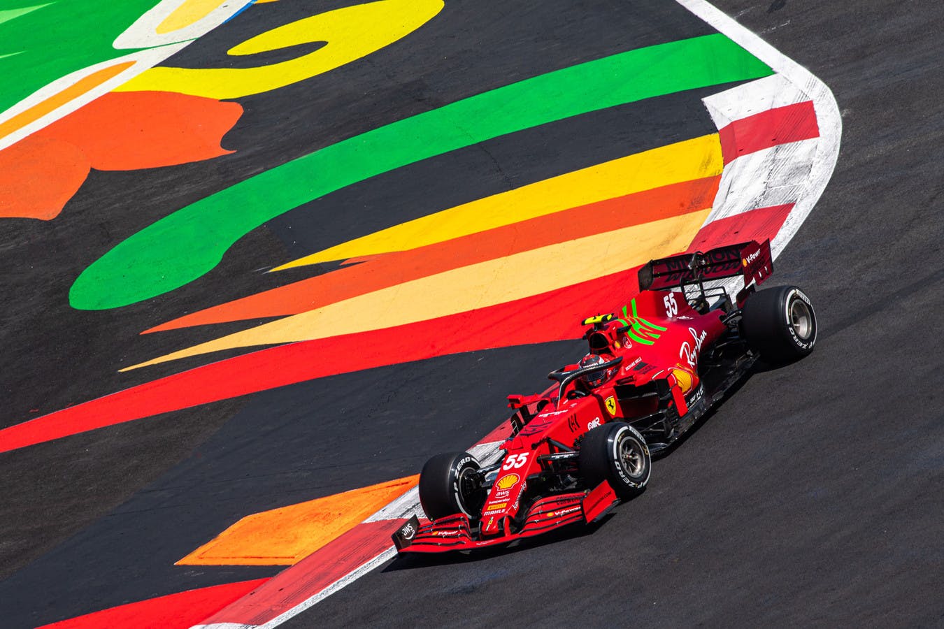 Ferrari traktuje sezon 2021 jako trening przed większymi bitwami