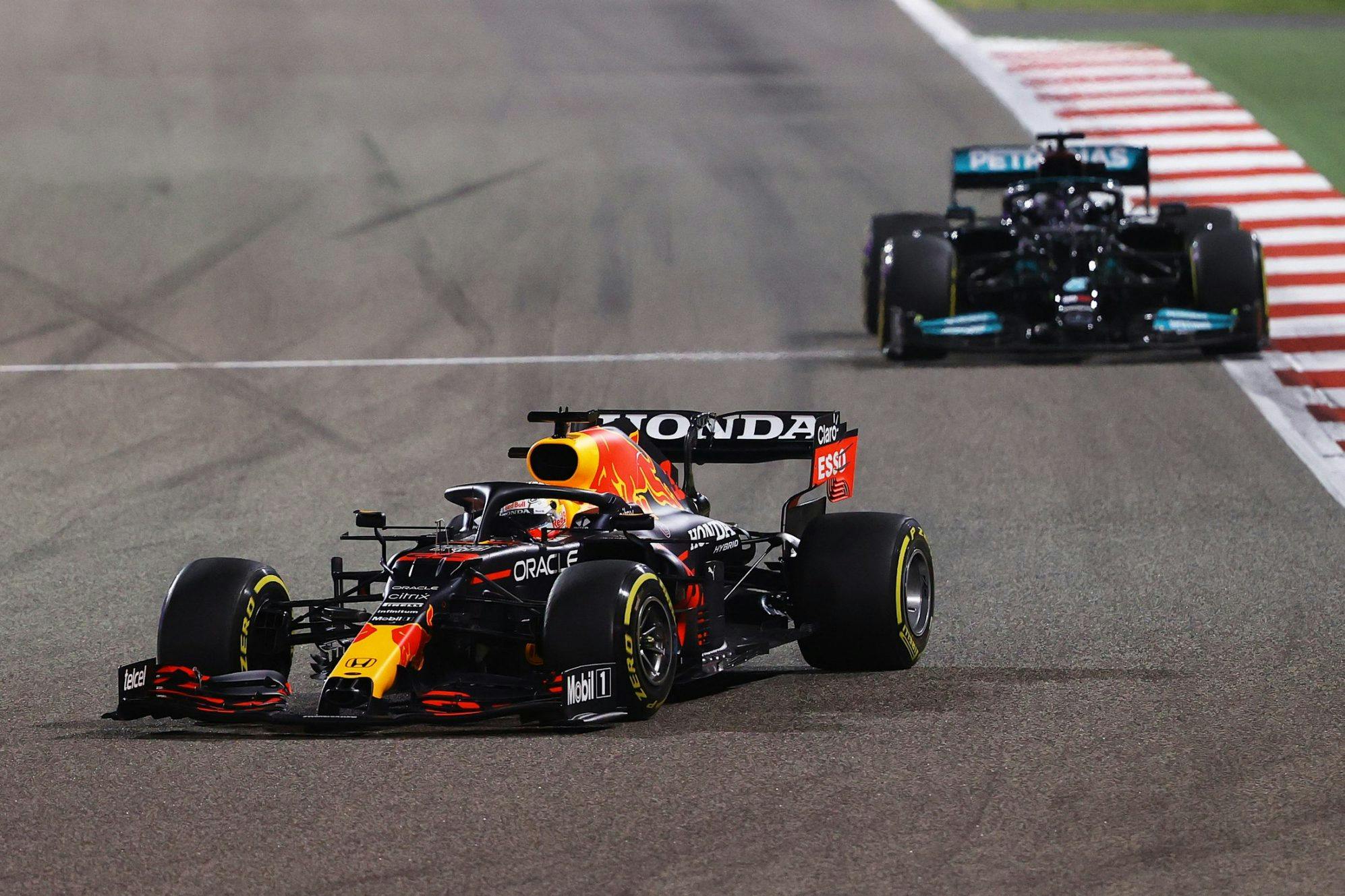 Masi wyjaśnił kwestię limitów toru ws. Hamiltona i Verstappena