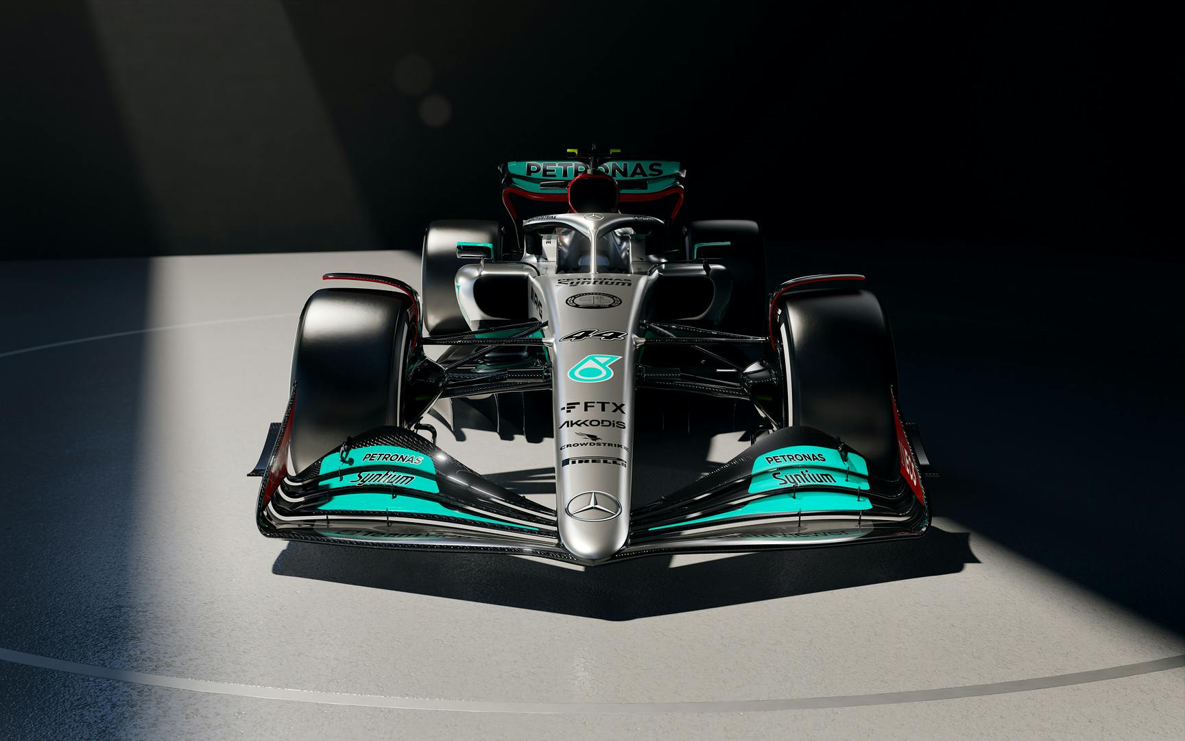 Mercedes zaprezentował bolid W13