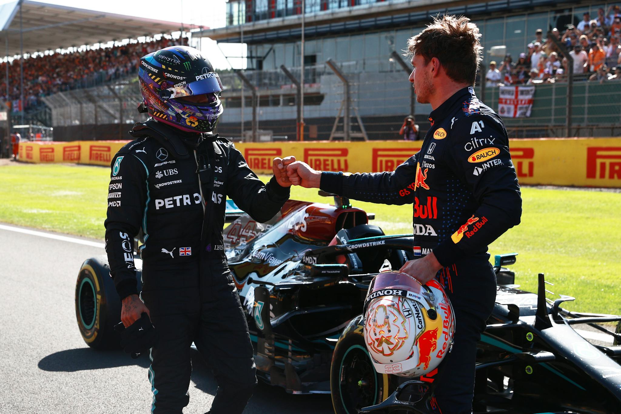 Red Bull ma dane bardziej obciążające Hamiltona za wypadek