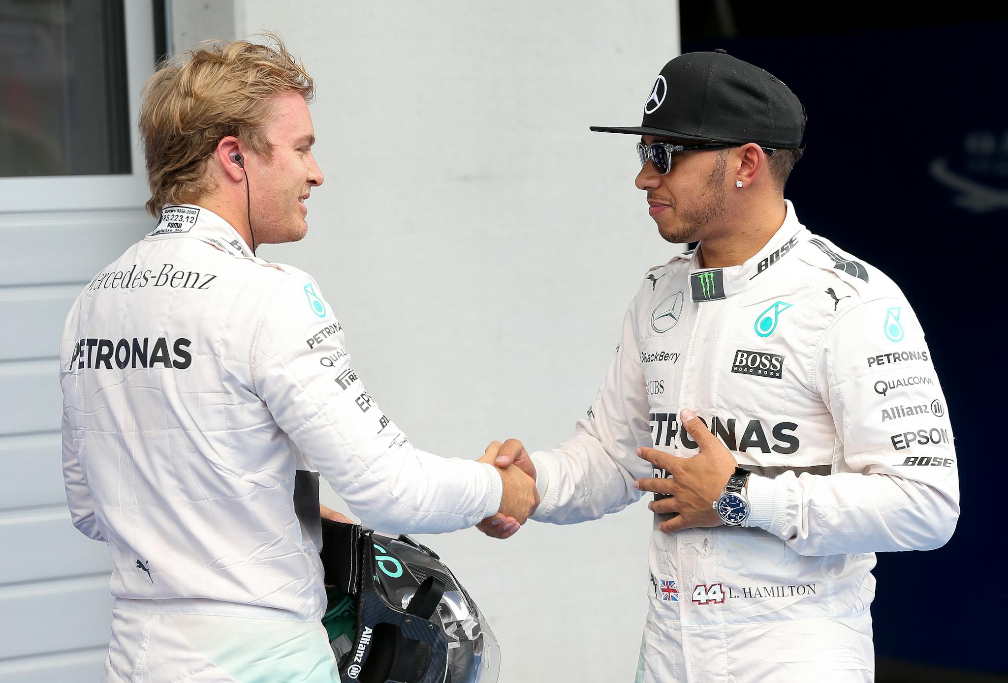 Rosberg skrytykował miękkiego Hamiltona za walkę z Verstappenem