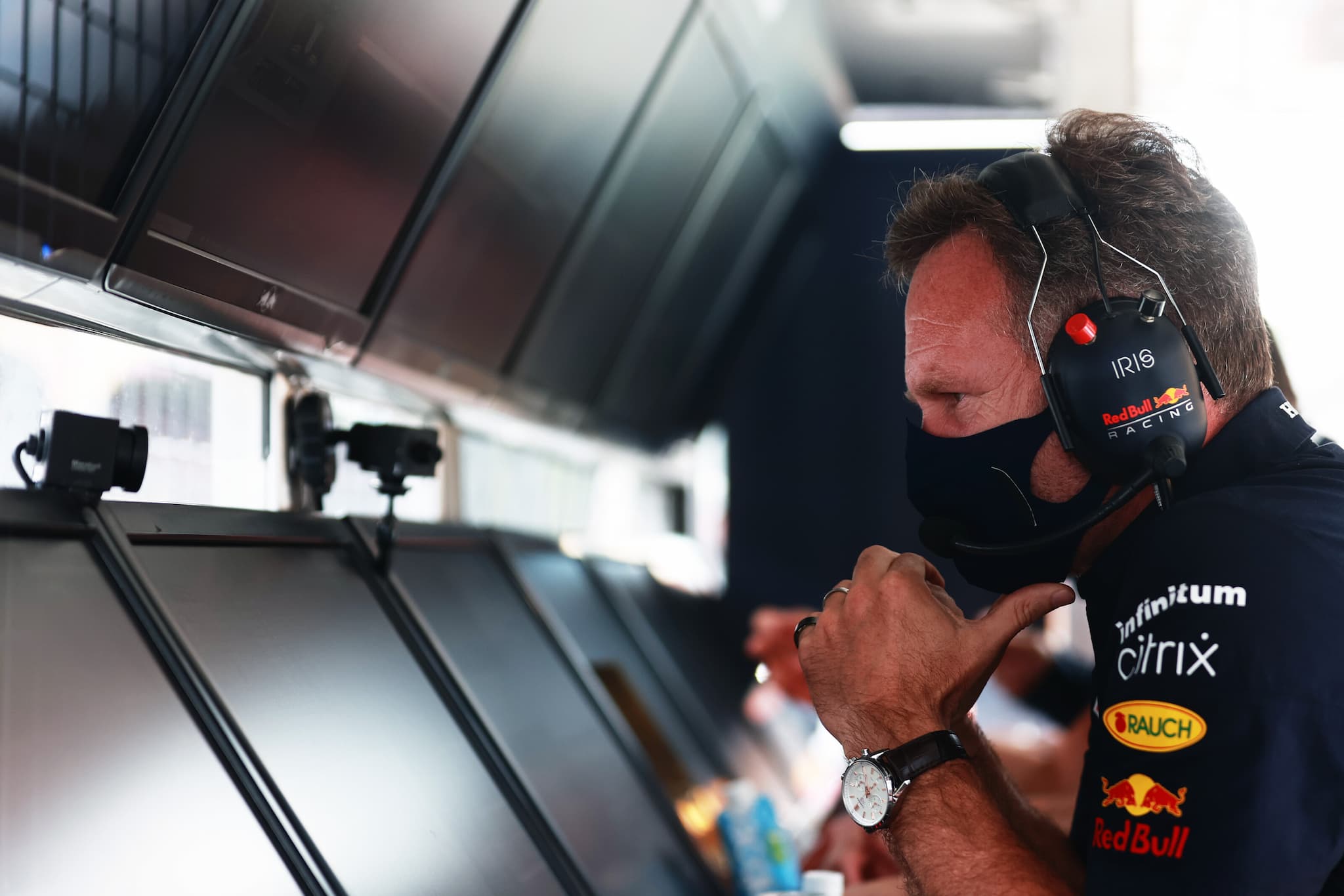 Red Bull wykorzystał Albona do odwołania się od kary Hamiltona