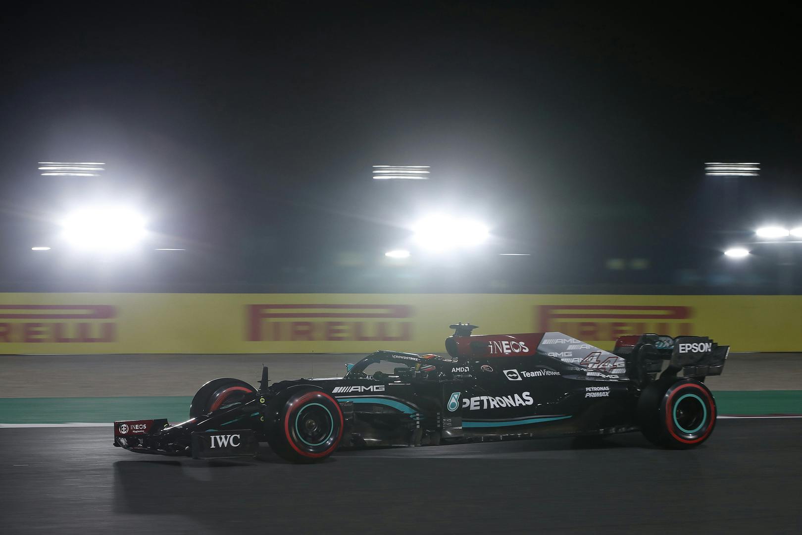 Szybki Alonso, nietykalny Hamilton - Kwalifikacje w Katarze