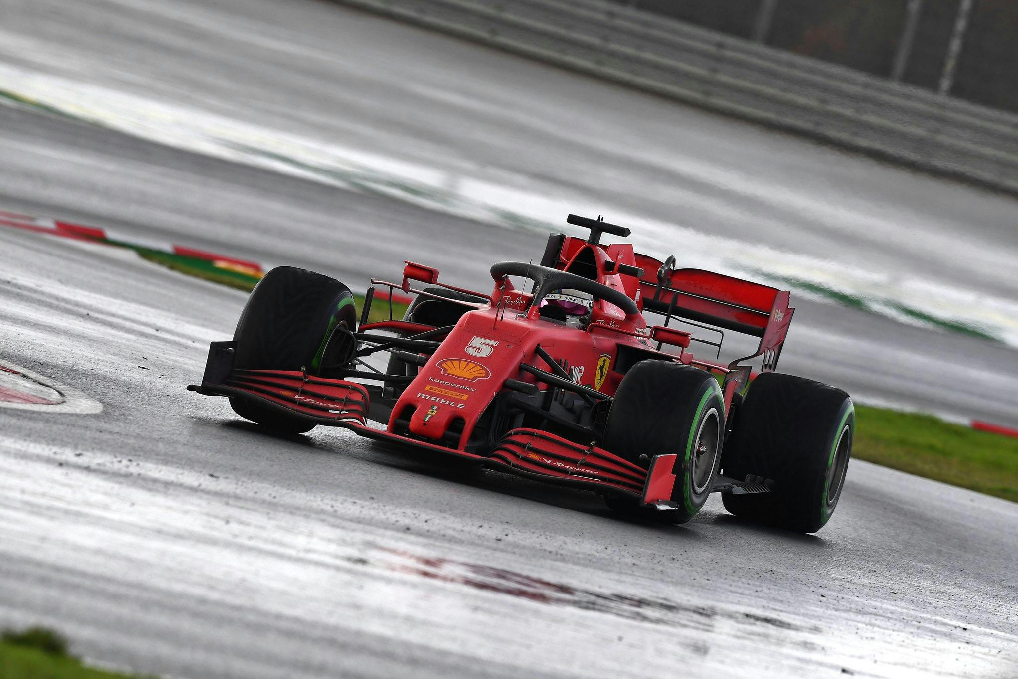 Vettel wskazał, jak Ferrari mogło nawet  wygrać w Turcji
